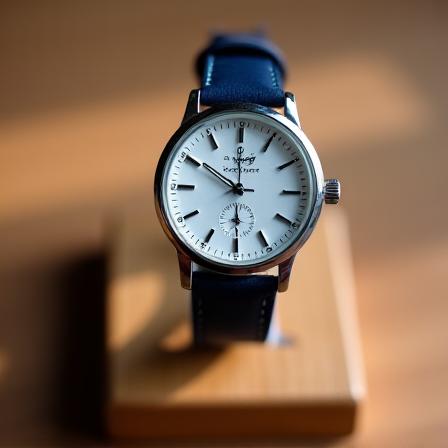 Orologio classico da uomo